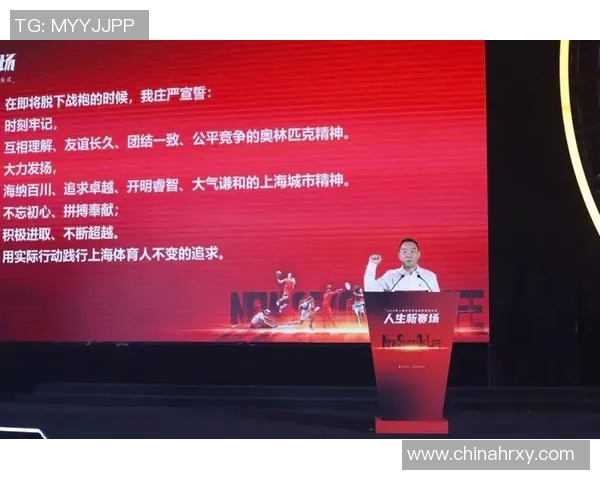 竞技场内外争锋相对，英雄集结展现无尽荣光与战斗智慧的极致较量